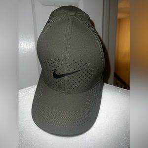 Nike Legacy 91 Hat - Like New